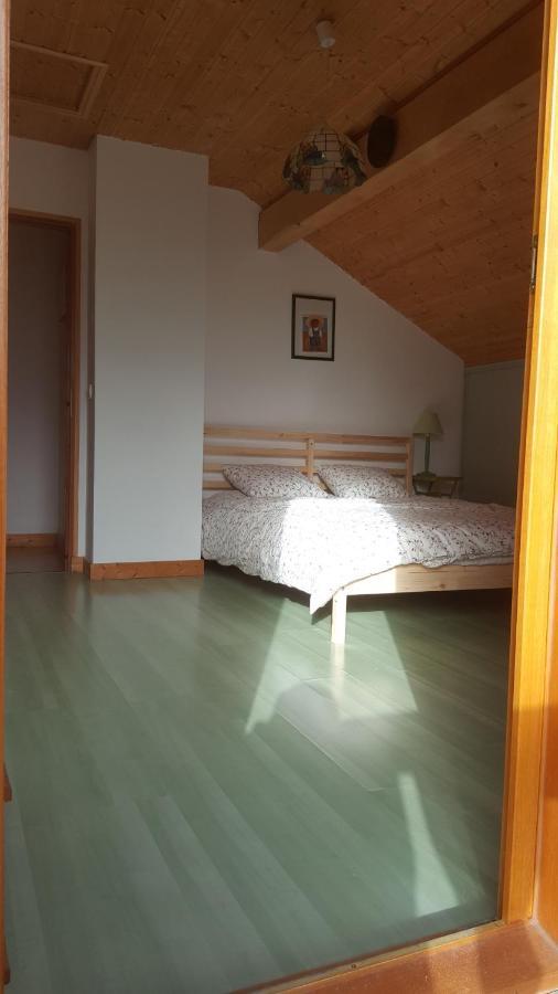 Maison Vinzier Extérieur photo