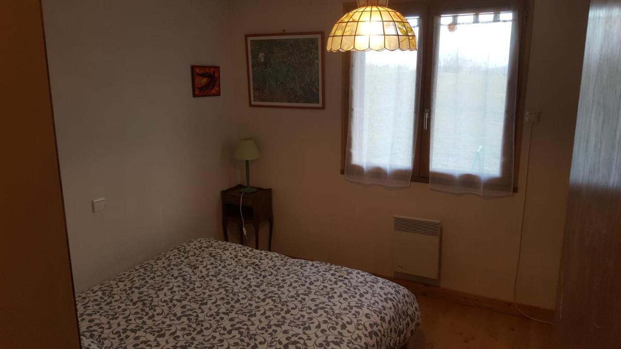 Maison Vinzier Extérieur photo
